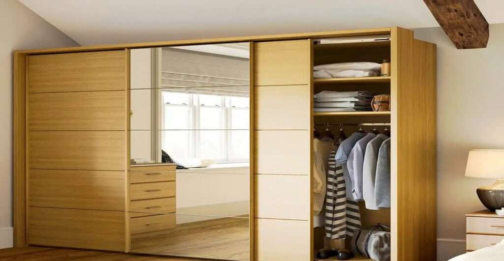 Contemporary Two-Toned Wardrobe Design with Mirror