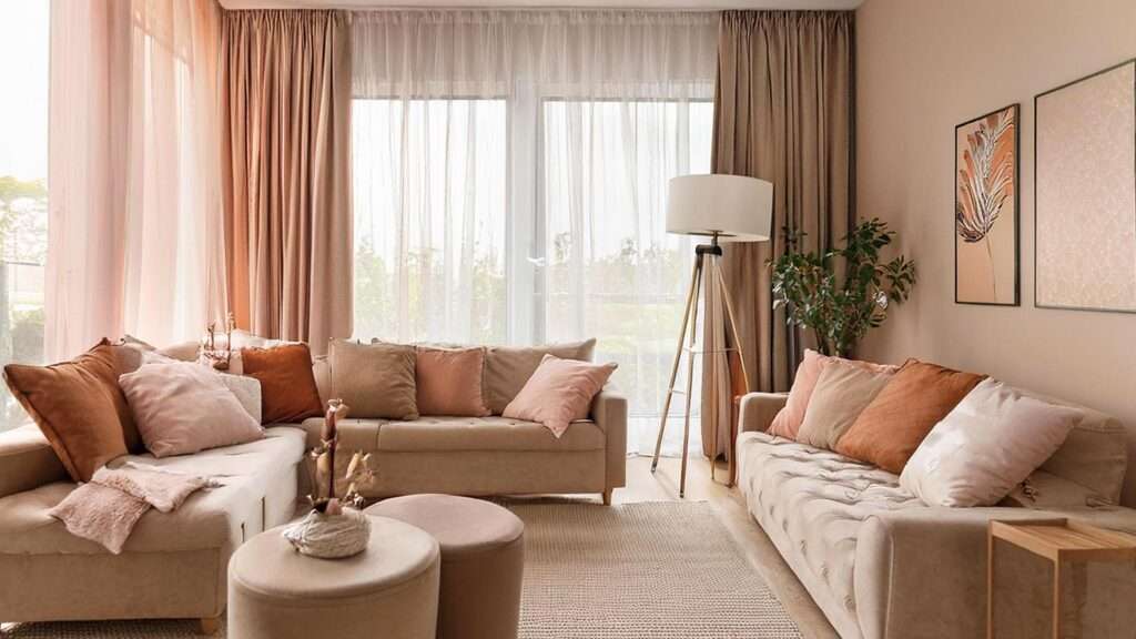 Earth Tones and Natural Textures for a Cozy Charm